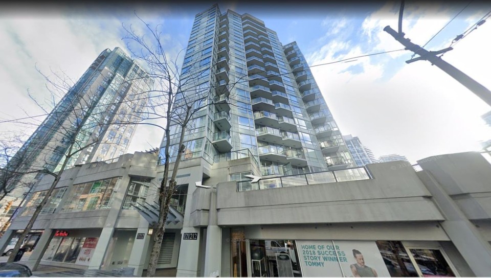 Photo 1 at 1704 - 1212 Howe Street, Downtown VW, Vancouver West