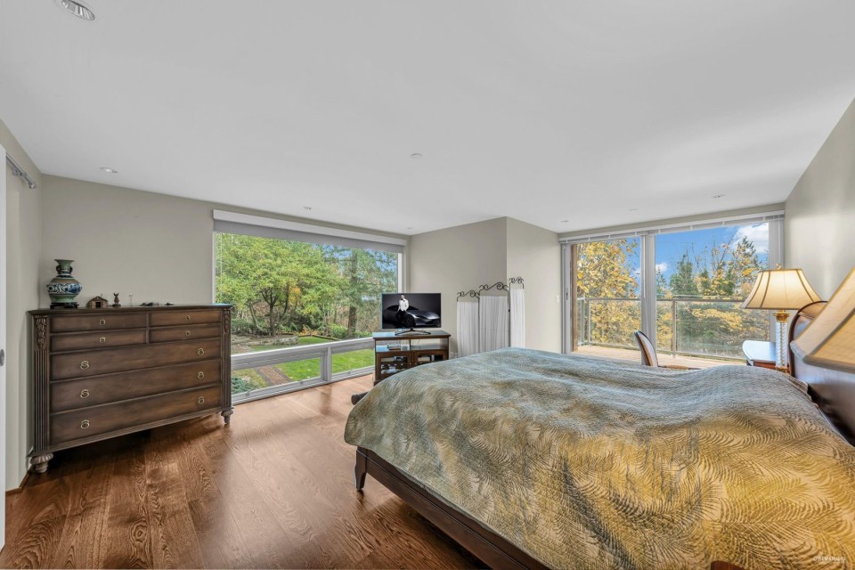 Photo 21 at 420 N Oxley Street, West Bay, West Vancouver