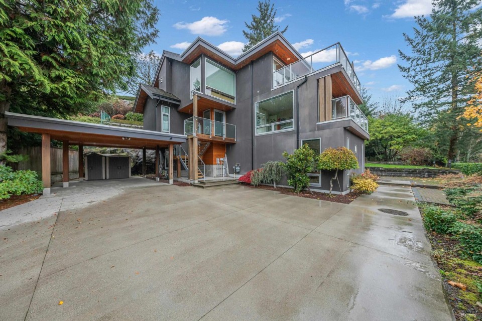 Photo 36 at 420 N Oxley Street, West Bay, West Vancouver