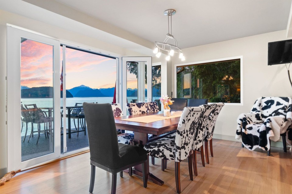 Photo 14 at 8735 Lawrence Way, Howe Sound, West Vancouver