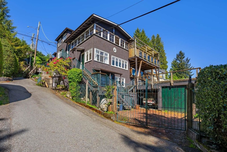 Photo 3 at 3396 Marine Drive, West Bay, West Vancouver