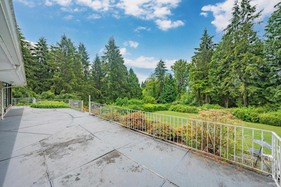 Photo 15 at 630 Holmbury Place, British Properties, West Vancouver