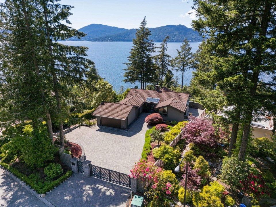 Photo 38 at 8579 Ansell Place, Howe Sound, West Vancouver