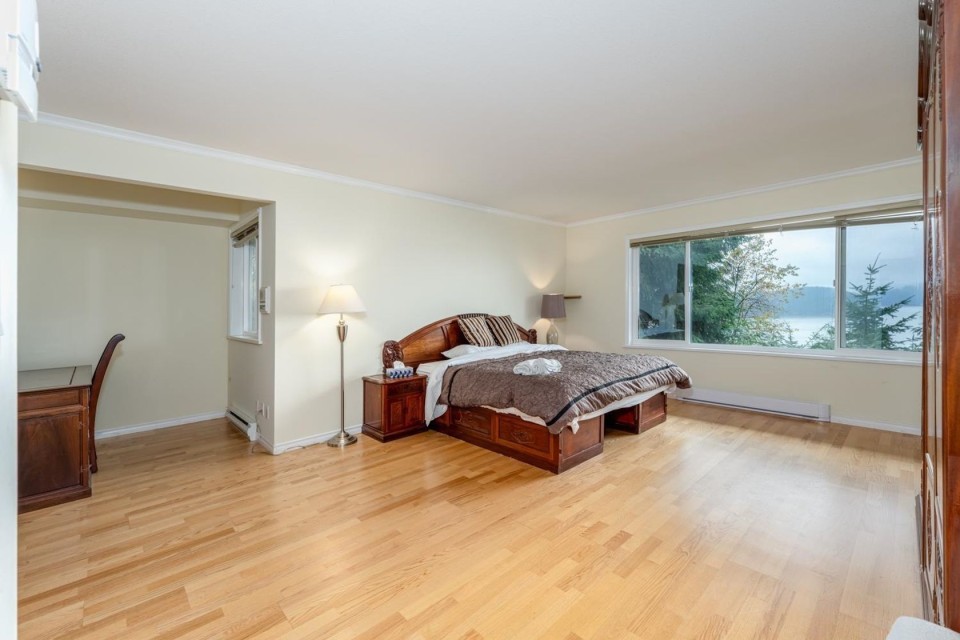 Photo 9 at 350 Kelvin Grove Way, Lions Bay, West Vancouver