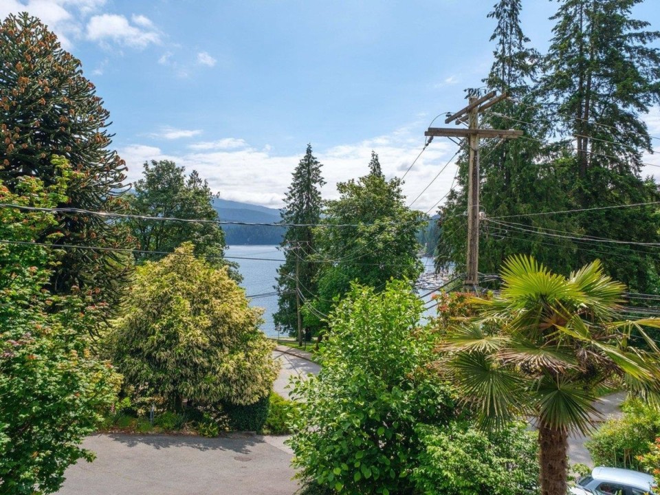 Photo 1 at 2433 Panorama Drive, Deep Cove, North Vancouver