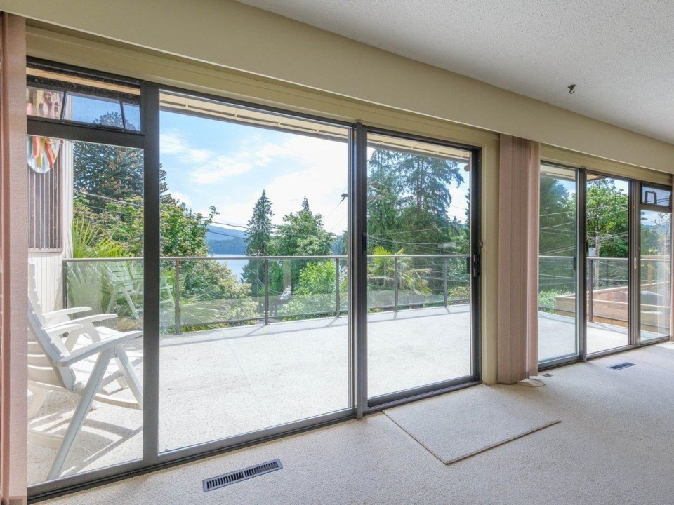 Photo 14 at 2433 Panorama Drive, Deep Cove, North Vancouver