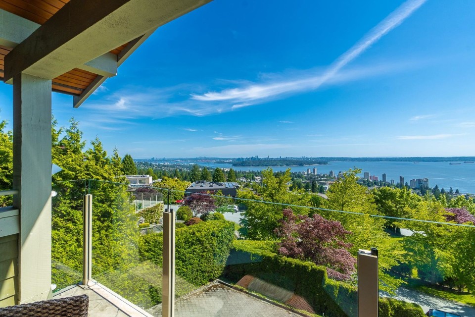 Photo 25 at 2275 Orchard Lane, Queens, West Vancouver