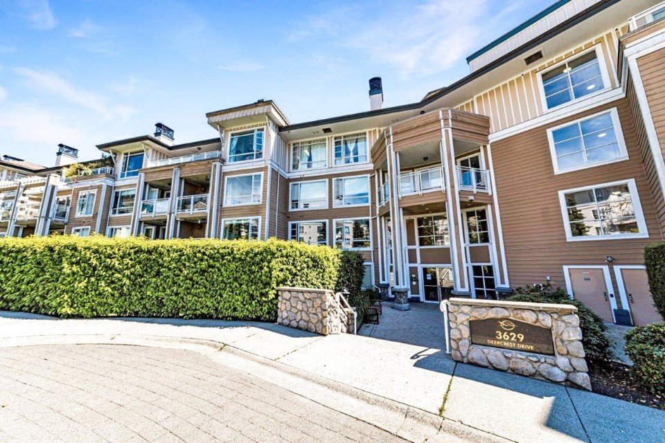 Photo 1 at 218 - 3629 Deercrest Drive, Roche Point, North Vancouver