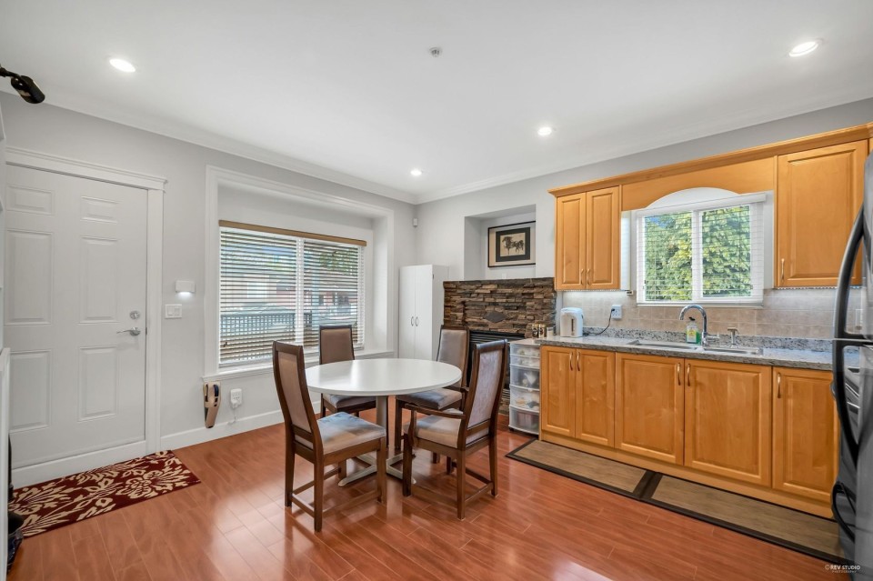 Photo 13 at 669 W 71st Avenue, Marpole, Vancouver West