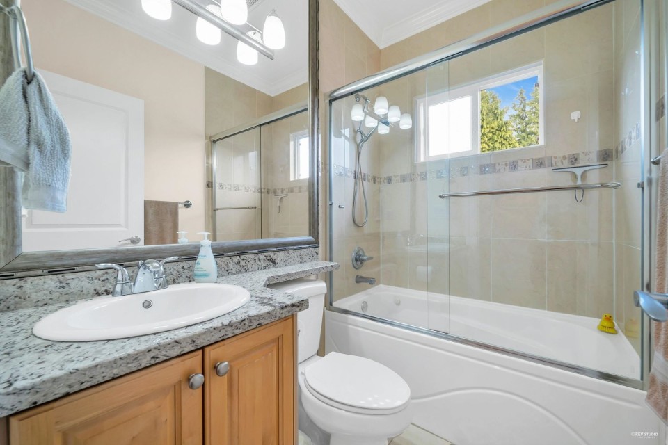 Photo 16 at 669 W 71st Avenue, Marpole, Vancouver West