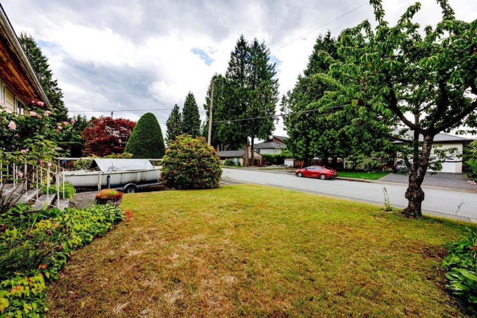 Photo 17 at 770 E 15th Street, Boulevard, North Vancouver