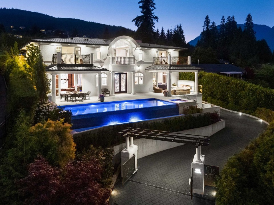 Photo 3 at 901 Farmleigh Road, British Properties, West Vancouver