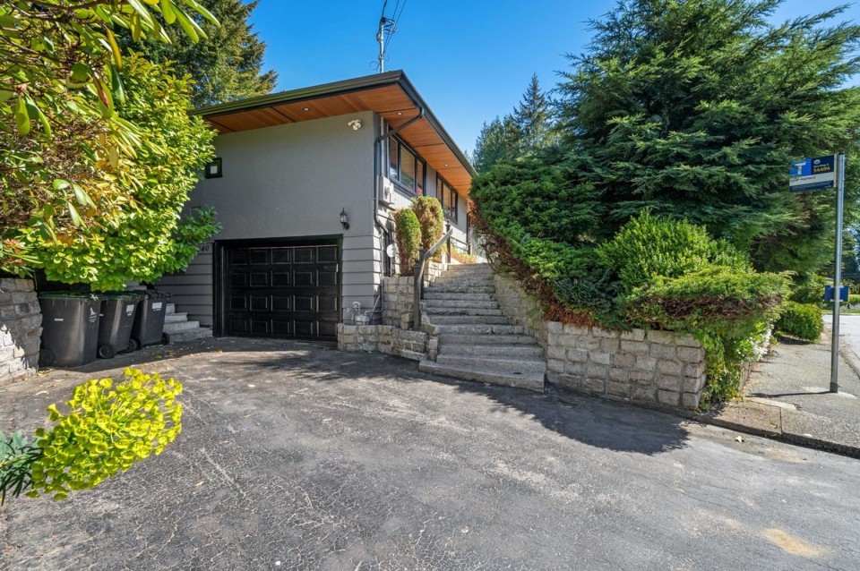 Photo 26 at 4640 Highland Boulevard, Canyon Heights NV, North Vancouver