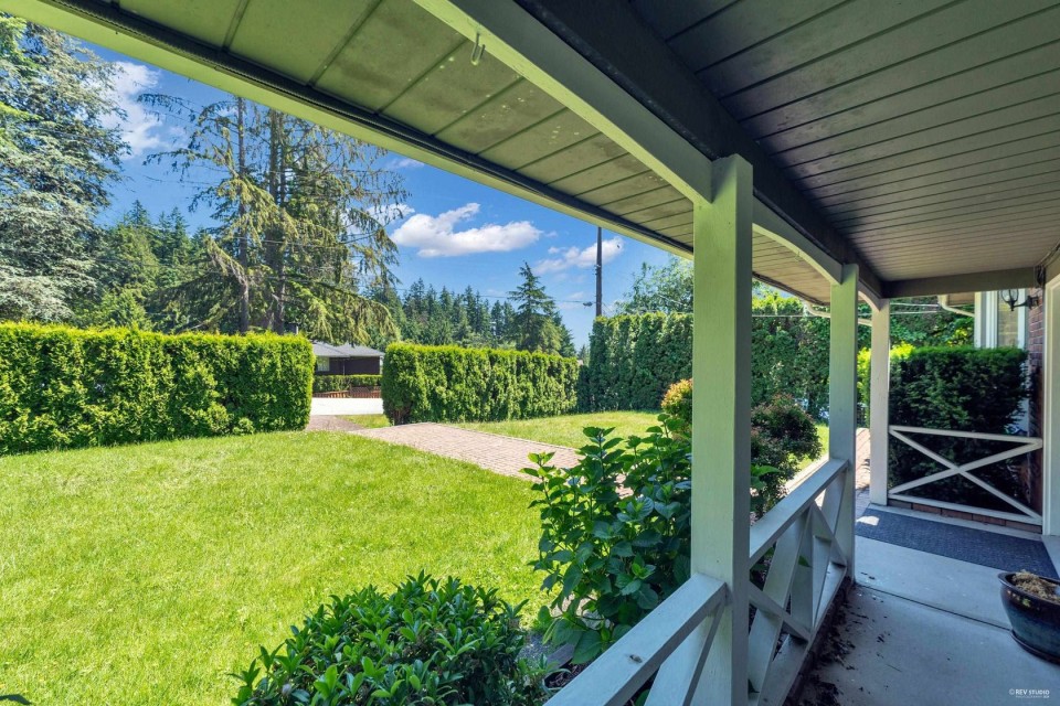 Photo 3 at 101 Deep Dene Place, British Properties, West Vancouver