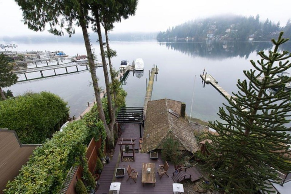 Photo 2 at 2660 Panorama Drive, Deep Cove, North Vancouver