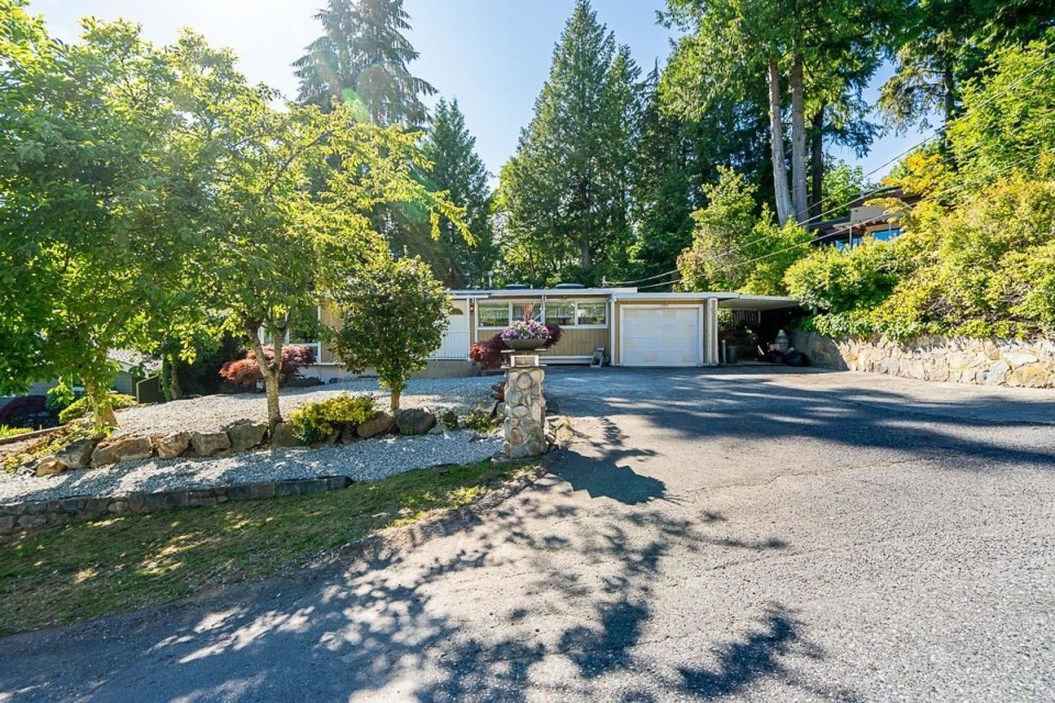 Photo 1 at 1595 Rena Crescent, Ambleside, West Vancouver