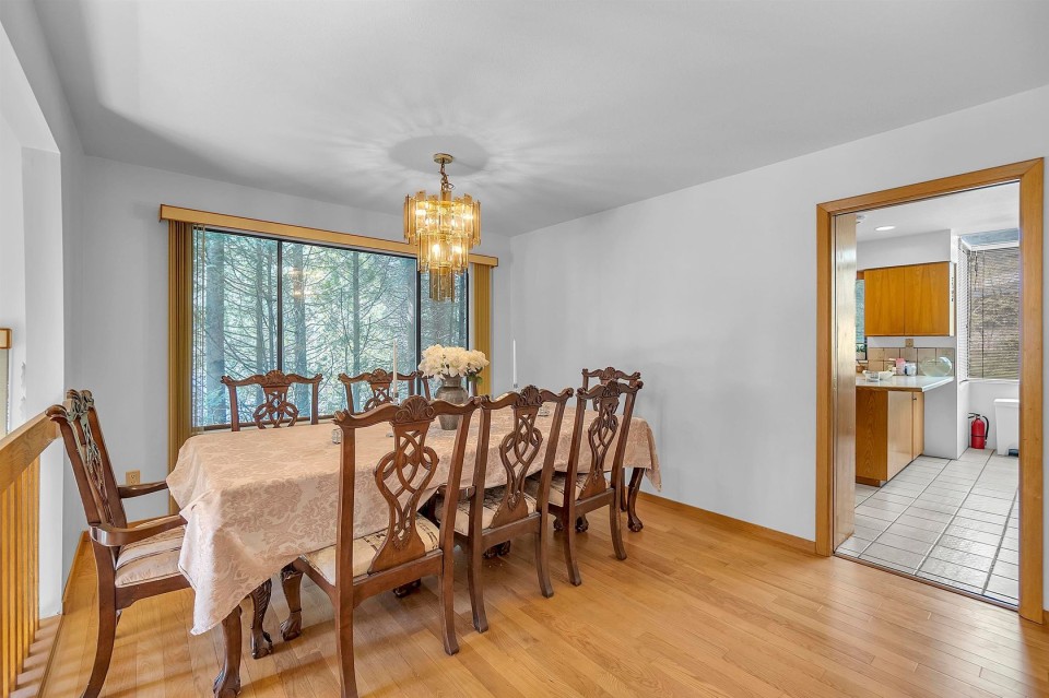 Photo 17 at 5628 Sumac Place, Grouse Woods, North Vancouver