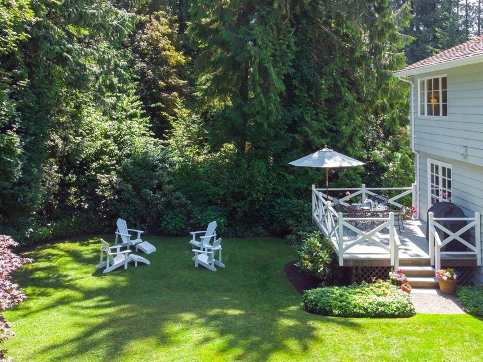 Photo 6 at 840 Margaree Place, Cedardale, West Vancouver