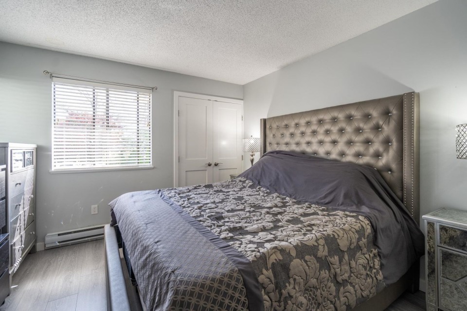 Photo 15 at 101 - 1363 Clyde Avenue, Ambleside, West Vancouver