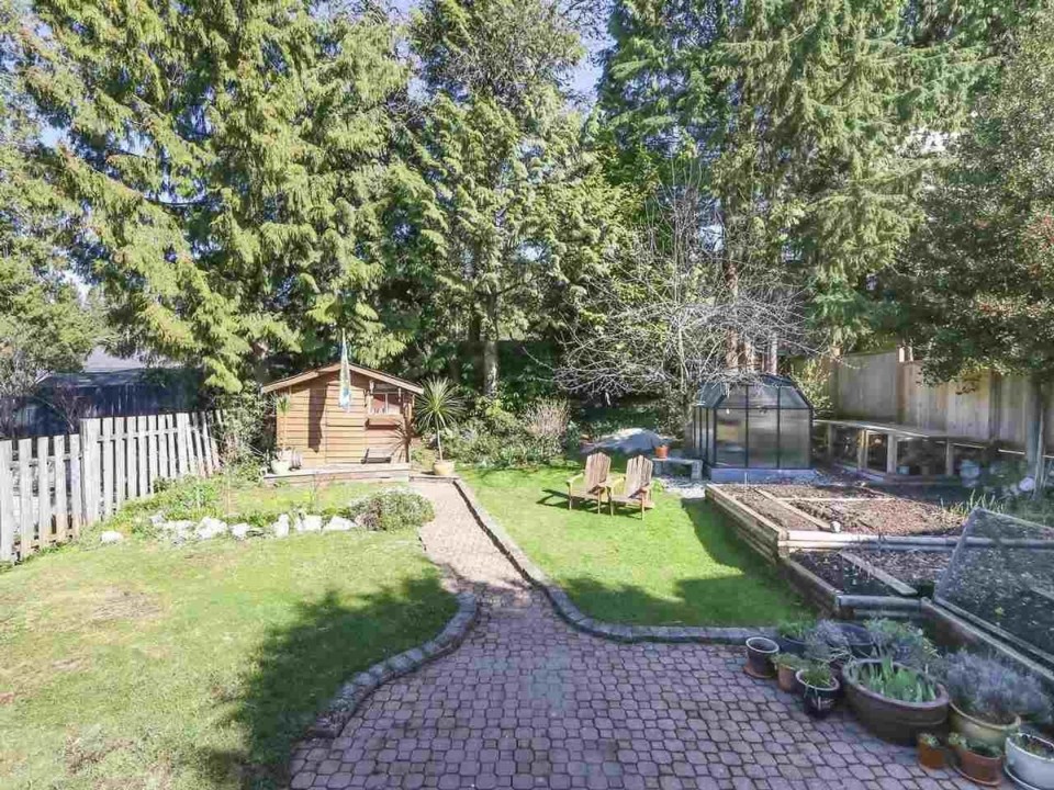 Photo 18 at 536 W Kings Road, Upper Lonsdale, North Vancouver