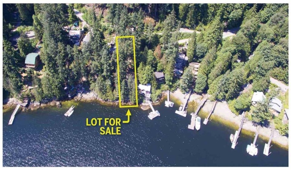 Photo 1 at 318 Sasamat Lane, Woodlands-Sunshine-Cascade, North Vancouver