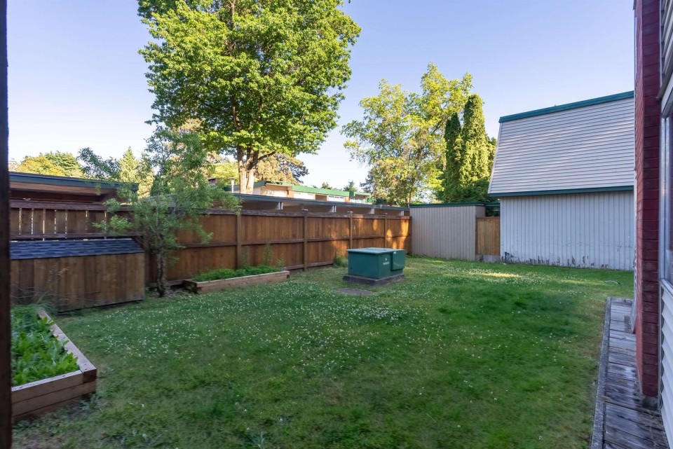 Photo 3 at 853 -  Westview Crescent, Upper Lonsdale, North Vancouver