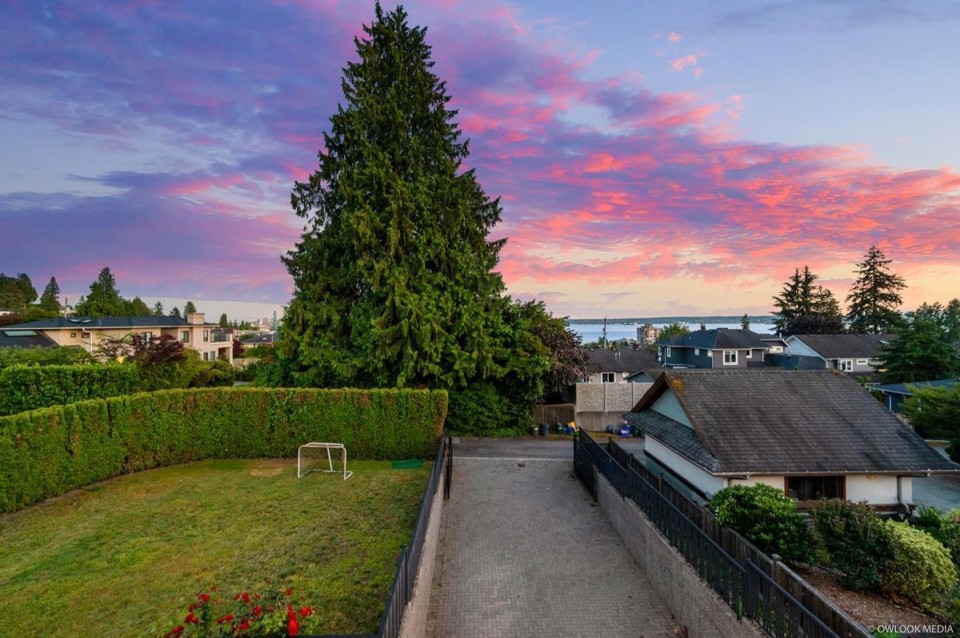 Photo 37 at 1208 Haywood Avenue, Ambleside, West Vancouver