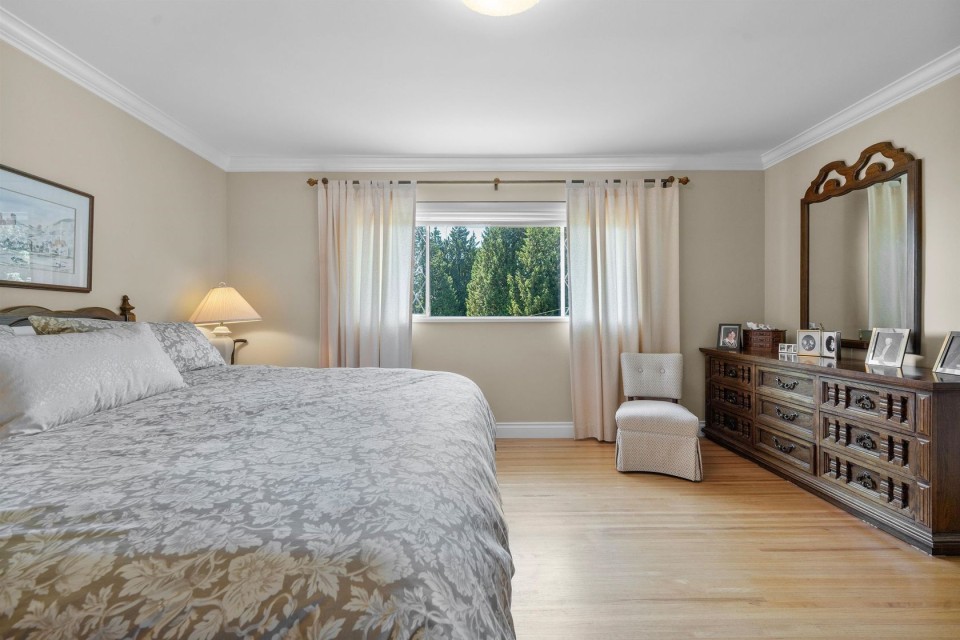 Photo 21 at 1880 27th Street, Queens, West Vancouver