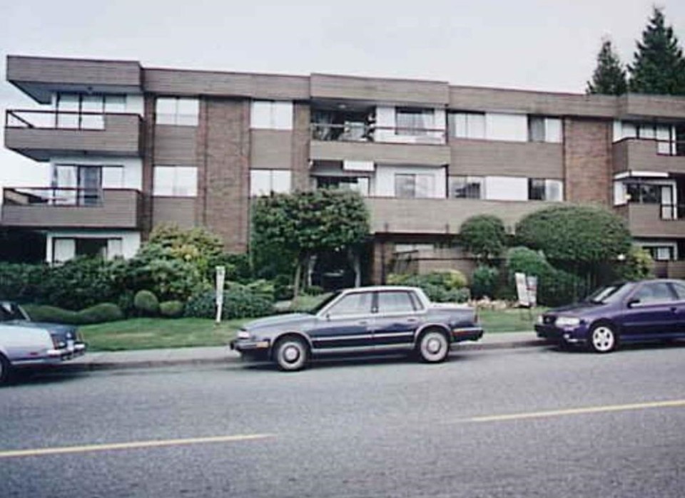 Photo 16 at 201 - 122 E 17th Street, Central Lonsdale, North Vancouver