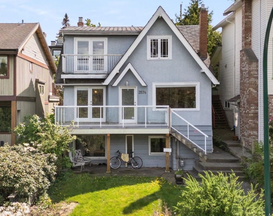 Photo 1 at 3574 W 14th Avenue, Kitsilano, Vancouver West