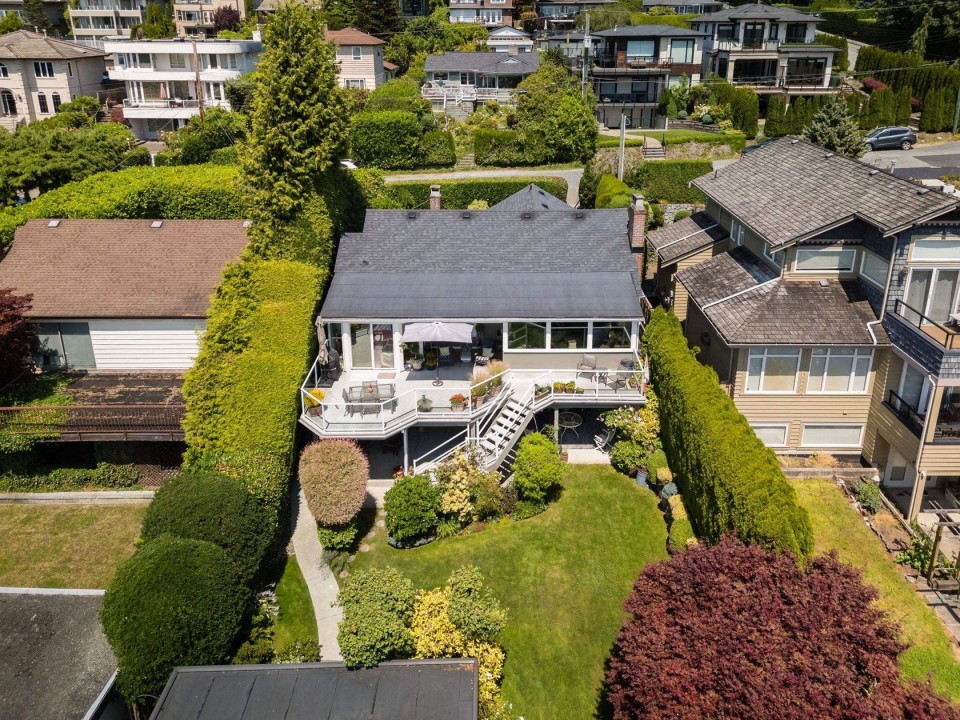 Photo 32 at 2136 Nelson Avenue, Dundarave, West Vancouver