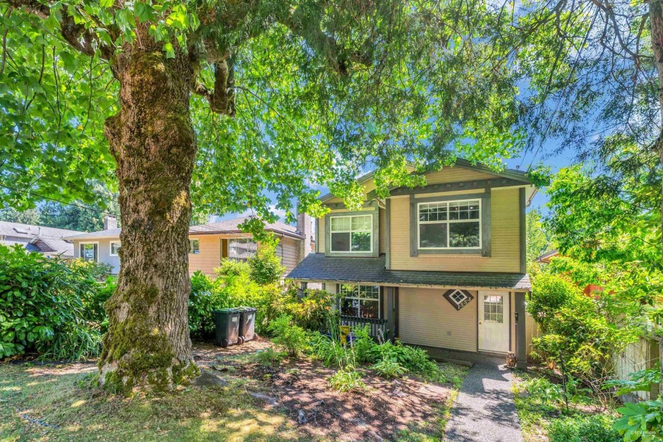 Photo 1 at 1553 Burrill Avenue, Lynn Valley, North Vancouver