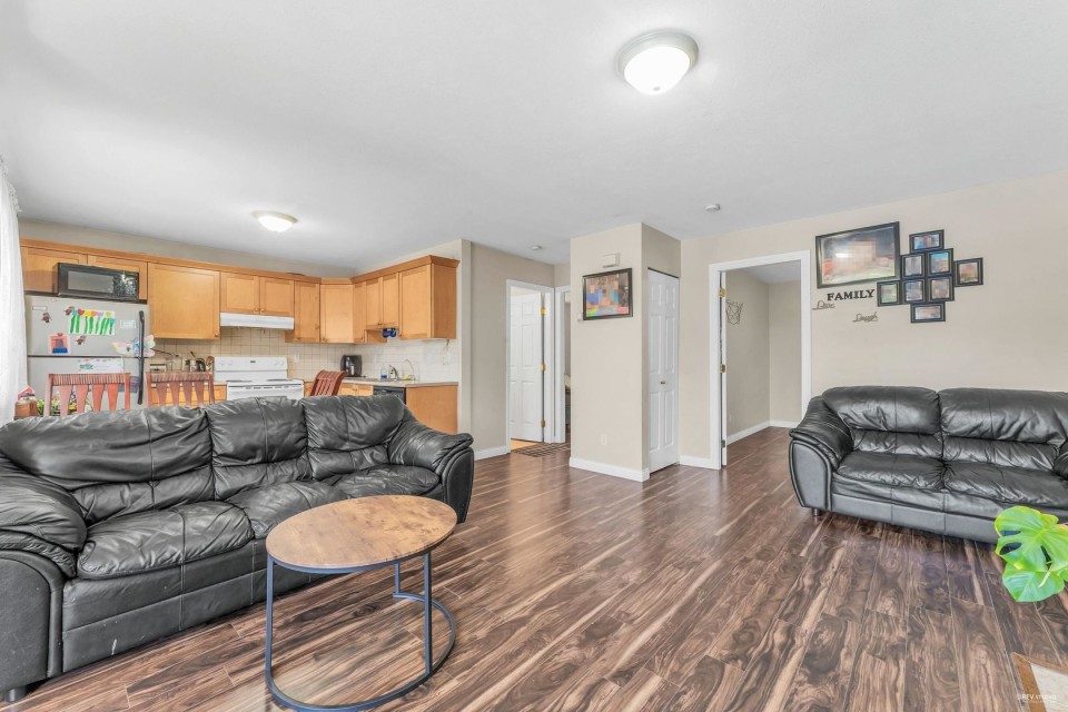 Photo 6 at 1553 Burrill Avenue, Lynn Valley, North Vancouver