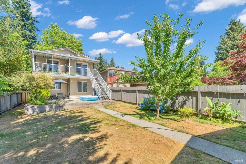 Photo 30 at 1553 Burrill Avenue, Lynn Valley, North Vancouver