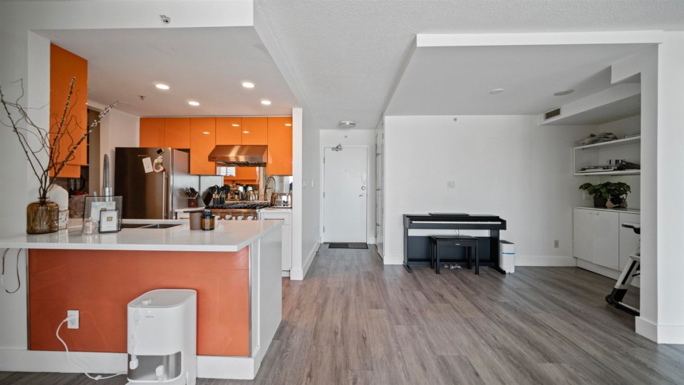 Photo 2 at 508 - 1408 Strathmore Mews, Yaletown, Vancouver West