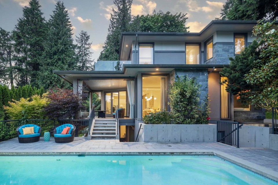 Photo 2 at 281 29th Street, Altamont, West Vancouver