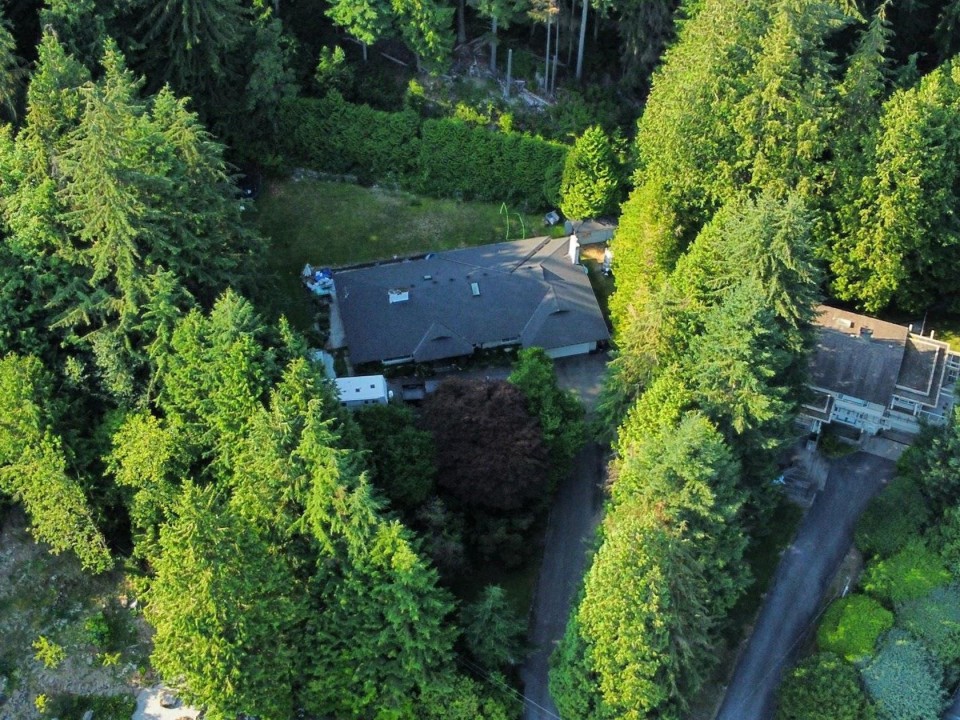 Photo 2 at 77 Desswood Place, Glenmore, West Vancouver