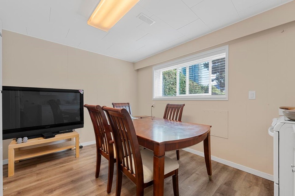 Photo 26 at 564 W 64th Avenue, Marpole, Vancouver West