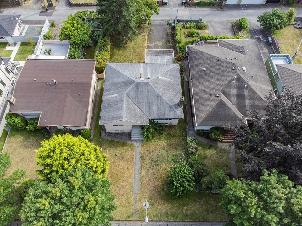 Photo 32 at 564 W 64th Avenue, Marpole, Vancouver West