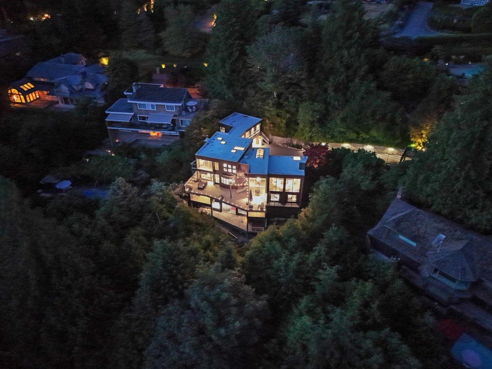 Photo 1 at 4345 Rockridge Road, Rockridge, West Vancouver