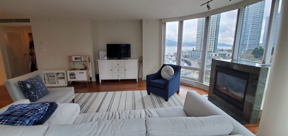 Photo 8 at 704 - 499 Broughton Street, Coal Harbour, Vancouver West