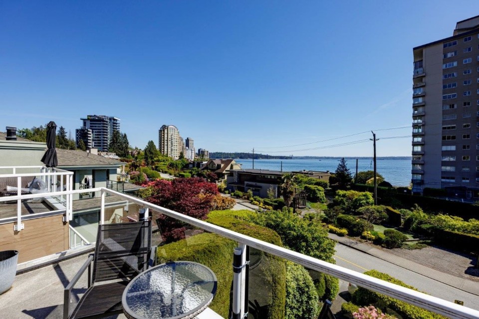 Photo 25 at 2379 Bellevue Avenue, Dundarave, West Vancouver