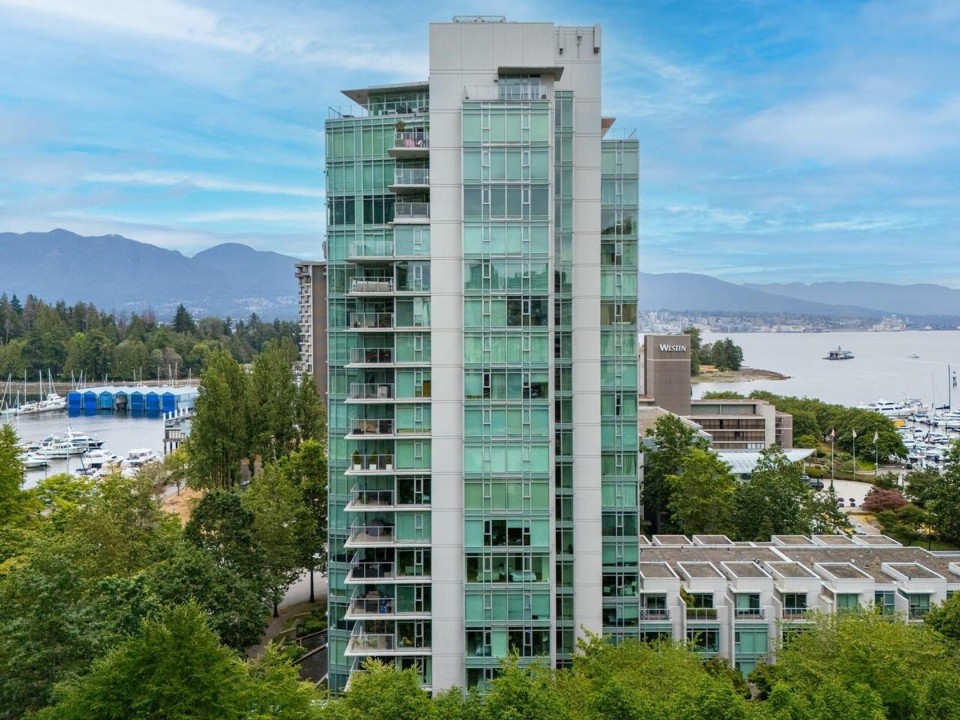 Photo 28 at 601 - 1650 Bayshore Drive, Coal Harbour, Vancouver West