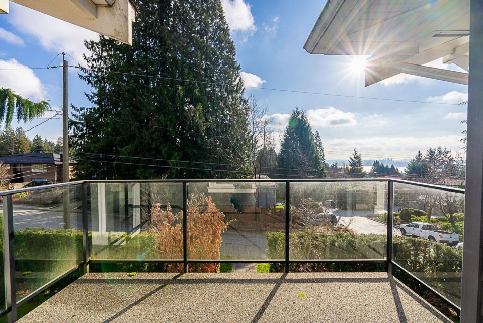 Photo 25 at 314 E Carisbrooke Road, Upper Lonsdale, North Vancouver