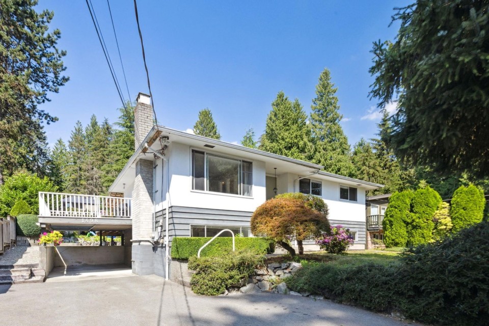 Photo 1 at 1498 Doran Road, Lynn Valley, North Vancouver