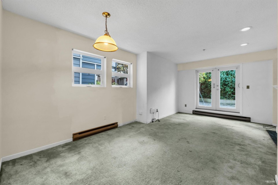 Photo 4 at 104 - 828 W 14th Avenue, Fairview VW, Vancouver West