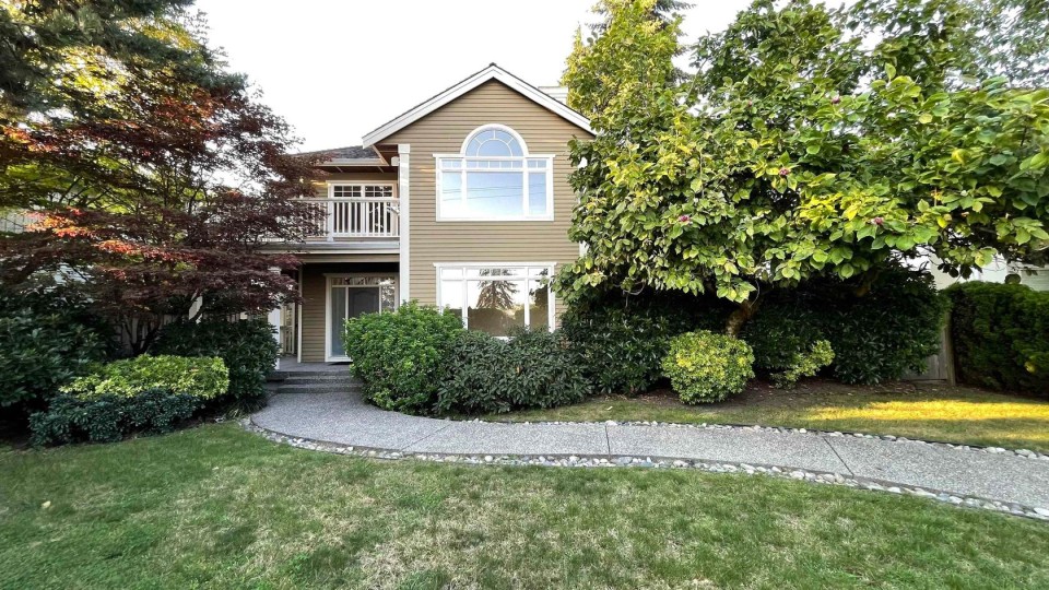 Photo 1 at 2437 Kings Avenue, Dundarave, West Vancouver